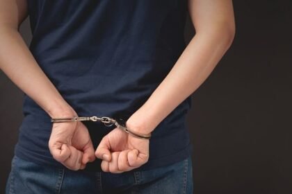 lucknow-news:-नामी-कंपनी-के-नाम-पर-नकली-सीमेंट-बेचने-वाला-आरोपी-दुकानदार-गिरफ्तार,-74-बोरी-लोकल-माल-बरामद