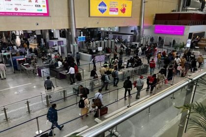 लखनऊ-एयरपोर्ट:-इस-तरह-पकड़ी-गई-15-करोड़-की-ड्रग्स,-एल्युमिनियम-की-परतों-में-छिपाकर-लाई-गई-थी