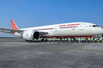 tata-ग्रुप-के-बाद-air-india-ने-भी-किया-मुआवजे-का-ऐलान,-विमान-हादसे-के-पीड़ितों-को-मिलेगी-25-लाख-रुपये-की-राशि