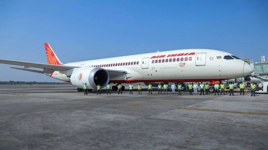 tata-ग्रुप-के-बाद-air-india-ने-भी-किया-मुआवजे-का-ऐलान,-विमान-हादसे-के-पीड़ितों-को-मिलेगी-25-लाख-रुपये-की-राशि