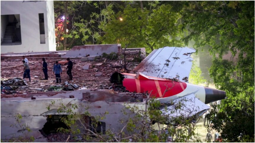 air-india-plane-crash:-डीएनए-सैंपल-के-जरिए-16-शवों-की-हुई-पहचान,-परिवार-वालों-को-सौंपी-गई-बॉडी