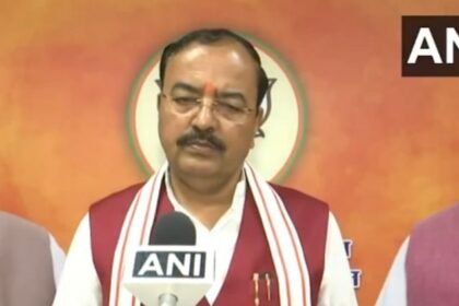 up:-डिप्टी-सीएम-केशव-प्रसाद-का-तीखा-हमला,-बोले-अब-पाकिस्तान-की-मदद-से-सत्ता-पाने-की-कोशिश-कर-रही-कांग्रेस