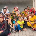 माया-टीला-हादसा:-धरने-पर-बैठे-जो-पीड़ित-परिवार,-पुलिस-ने-उठा-दिए…उनका-दर्द-भी-न-सुना