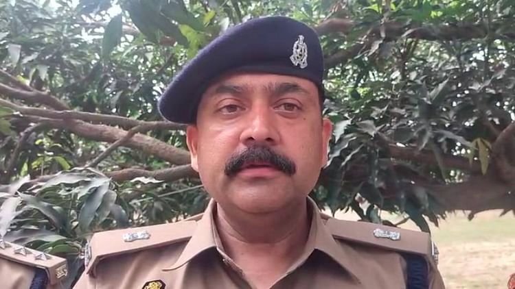 sitapur-news:-धारदार-हथियार-से-अधेड़-की-हत्या…-बाग-में-पड़ा-मिला-शव,-पुलिस-कर-रही-जांच