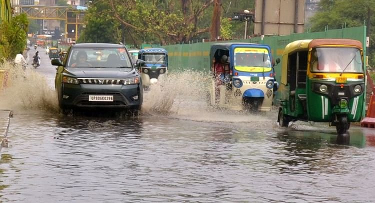 up-weather:-तीन-दिन-आंधी-तूफान-के-साथ-वज्रपात-के-आसार…लोगों-को-घरों-में-रहने-की-सलाह,-अलर्ट-जारी