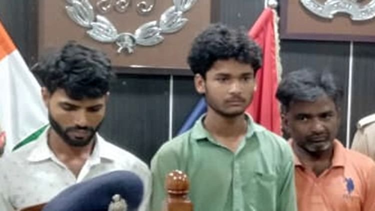 ट्रेन-से-तस्करी:-झारखंड-से-लाकर-पंजाब-सप्लाई-की-जा-रही-थी-अफीम,-बरेली-में-पांच-तस्कर-गिरफ्तार