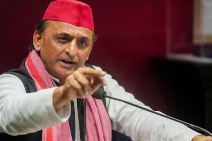 इटावा-में-यादव-कथावाचक-के-साथ-अभद्रता-पर-भड़के-सपा-प्रमुख-अखिलेश,-दे-डाली-ये-चेतावनी