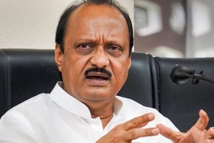 महाराष्ट्र-में-पहली-कक्षा-से-हिंदी-पढ़ाने-का-विरोध,-अजित-पवार-बोले-पांचवीं-से-शुरू-हो-पढ़ाई