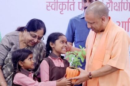 सीएम-योगी-की-घोषणा:-प्रदेश-के-हर-पौधे-की-होगी-जियो-टैगिंग,-एक्सप्रेववे-के-किनारे-बनेगी-ग्रीन-लैंड