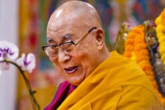कब-चुना-जाएगा-दलाई-लामा-का-उत्तराधिकारी?-धर्मगुरु-ने-कर-दिया-खुलासा,-चीन-को-सुनाई-खरी-खोटी