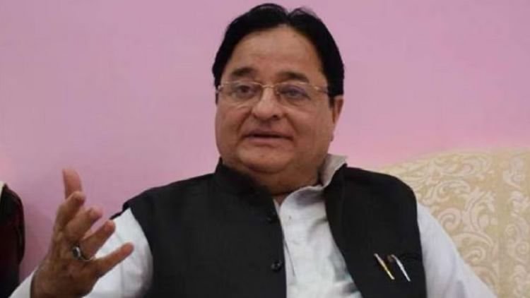 पूर्व-सपा-सांसद-:-‘कपड़े-उतरवाकर-चेंकिग-आतंकियों-जैसा-सलूक,-सरकार-कांवड़-यात्रा-के-नाम-पर-दूरियां-पैदा-कर-रही’