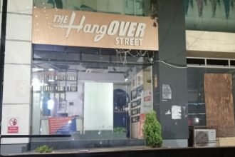 मुरादाबाद:-विधायक-के-भाई-की-शराब-की-दुकान-से-लूट,-पट्टा-डालकर-सेल्समैनों-की-गला-दबाने-की-कोशिश