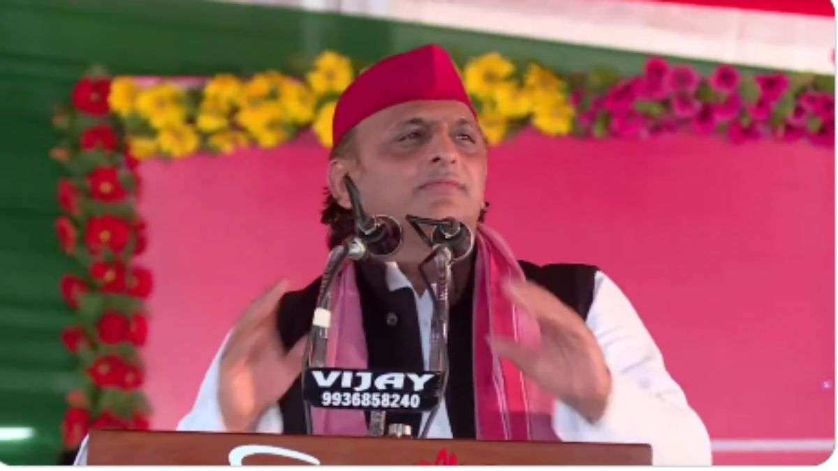 यूपी-में-प्राइमरी-स्कूलों-के-विलय-पर-भड़के-अखिलेश-यादव,-कहा-जिन-बूथों-पर-हारी-बीजेपी-वहां-कर-रही-साजिश