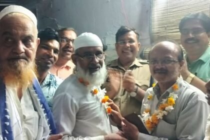 bareilly:-जोगी-नवादा-में-निकलेगी-कांवड़-यात्रा-और-बारावफात-जुलूस-भी,-दूर-हुए-सारे-शिकवे-गिले…-गले-मिले-लोग