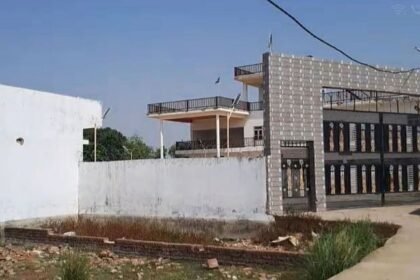 यूपी:-छांगुर-की-16-करोड़-की-प्रापर्टी-में-हिस्सेदार-हैं-सीजेएम-की-लिपिक-की-पत्नी,-18-सदस्यों-का-था-गैंग