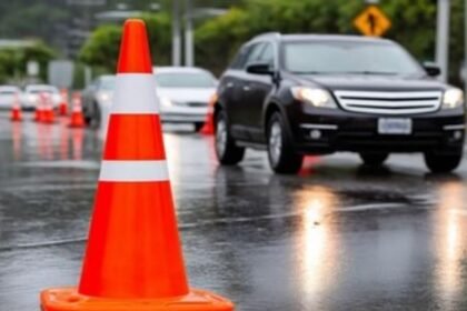 कांवड़-यात्रा:-रात-12-बजे-से-दिल्ली-उत्तराखंड-रूट-पर-भारी-वाहनों-का-डायवर्जन,-कांवड़ियों-के-लिए-एक-लेन-रिजर्व