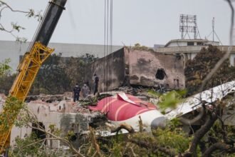 अहमदाबाद-विमान-हादसे-से-पहले-पोती-के-साथ-वीडियो-कॉल-गाना-गा-रहे-थे-विजय-रूपाणी,-पढ़िए-बेटे-ऋषभ-ने-क्या-क्या-बताया