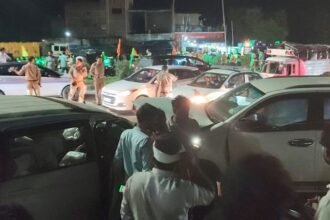 अमरोहा:-वनवे-हाईवे-पर-फॉर्च्यूनर-और-अर्टिगा-की-भिड़ंत-में-पांच-जख्मी,-गजराैला-में-दस-कांवड़िये-घायल,-पांच-रेफर
