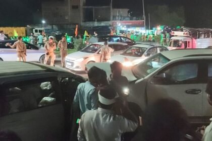 अमरोहा:-वनवे-हाईवे-पर-फॉर्च्यूनर-और-अर्टिगा-की-भिड़ंत-में-पांच-जख्मी,-गजराैला-में-दस-कांवड़िये-घायल,-पांच-रेफर