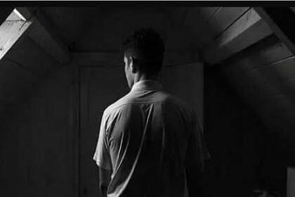 up:-महिला-के-नाम-से-व्हॉट्सएप-पर-मैसेज…आगरा-के-युवक-संग-ऐसे-हुई-ठगी,-जानकर-ठनक-जाएगा-माथा