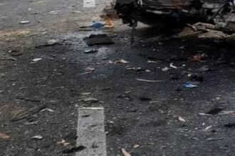 agra:-पुलिसकर्मियों-ने-इतनी-रफ्तार-से-दौड़ाई-बाइक,-चपेट-में-आया-मासूम…बचने-का-मौका-न-मिला;-मौत-से-मचा-कोहराम