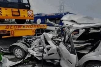 up-news:-मेरठ-के-दो-व्यापारियों-की-केजीपी-एक्सप्रेस-वे-पर-हादसे-में-मौत,-ब्रेक-के-नीचे-आ-गई-बोतल-और-हुआ-धमाका