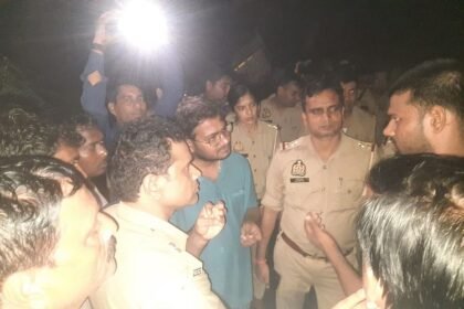 up:-लोडर-ने-बाइक-सवारों-को-राैंदा…सड़क-पर-पड़ी-खून-से-लथपथ-तीन-दोस्तों-की-लाशें,-दृश्य-देख-कांप-गया-कलेजा