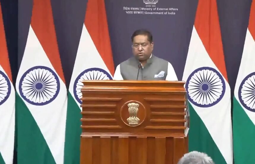 अमेरिका-और-रूस-के-साथ-संबंधों-पर-आया-विदेश-मंत्रालय-का-बयान,-जानिए-क्या-बोले-प्रवक्ता-रणधीर-जायसवाल