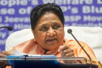 up:-मायावती-बोलीं-अमेरिकी-राष्ट्रपति-ट्रंप-का-भारत-पर-टैरिफ-लगाना-विश्वासघाती-व-देश-को-कमजोर-करने-वाला