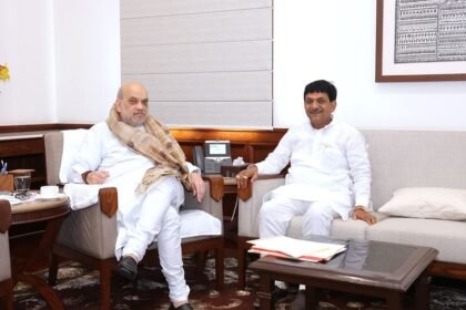 up:-गृह-मंत्री-अमित-शाह-से-मिले-यूपी-के-मंत्री-कपिल-देव-अग्रवाल,-ऐतिहासिक-कार्यकाल-की-बधाई-दी