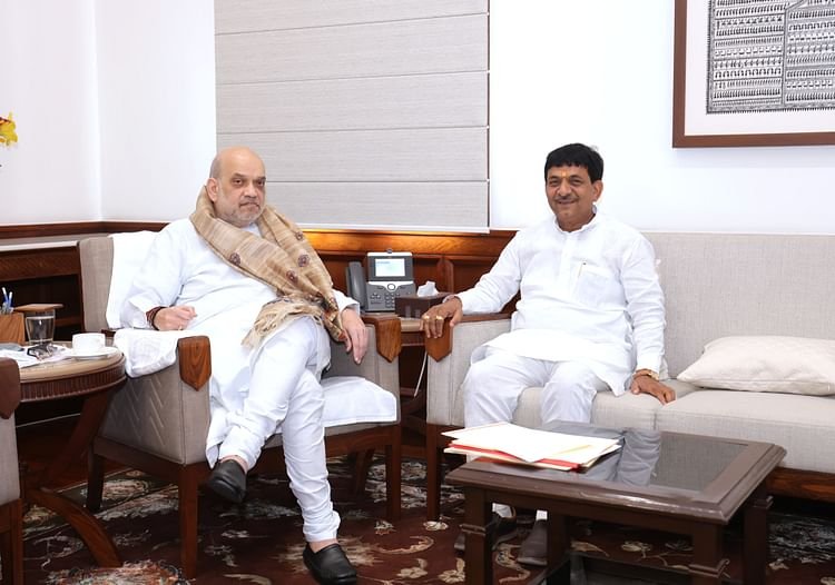 up:-गृह-मंत्री-अमित-शाह-से-मिले-यूपी-के-मंत्री-कपिल-देव-अग्रवाल,-ऐतिहासिक-कार्यकाल-की-बधाई-दी