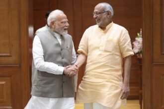 पीएम-मोदी-से-मिले-उपराष्ट्रपति-पद-के-लिए-nda-उम्मीदवार-सीपी-राधाकृष्णन,-दिल्ली-में-हुई-मुलाकात