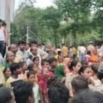 barabanki:-होटल-संचालक-की-पिटाई-से-घायल-युवक-की-मौत,-ग्रामीणों-ने-शव-रखकर-सड़क-की-जाम…-होटल-में-की-तोड़फोड़