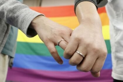 meerut:-‘सात-साल-तक-मैं-उसकी-पत्नी-बनकर-रहा,-अब-कहीं-और-कर-रहा-शादी’,-समलैंगिक-संबंधों-का-खौफनाक-अंजाम