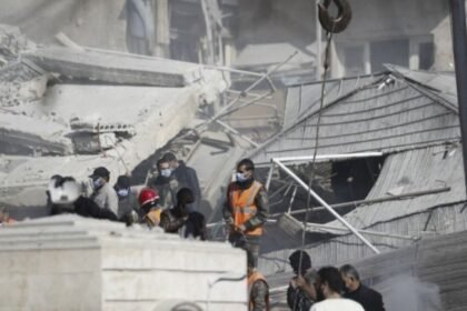 सीरिया-की-राजधानी-पर-इजरायल-ने-किया-हाहाकारी-हमला,-6-सीरियाई-सैनिकों-की-मौत