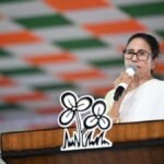 ममता-बनर्जी-का-आरोप-‘चुनाव-आयोग-बंगाल-के-अधिकारियों-को-धमका-रहा,-वोट-काटने-के-लिए-bjp-ने-भेजी-500-टीमें’
