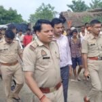 lakhimpur-kheri-news:-लखीमपुर-खीरी-में-20-लोगों-से-भरी-नाव-शारदा-नदी-में-पलटी,-बाढ़-में-बह-गए-पिता-पुत्री