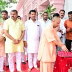 पूर्व-cm-गोविंद-वल्लभ-पंत-की-138वीं-जयंती:-सीएम-योगी-ने-कहा-यूपी-के-विकास-को-सकारात्मक-कदम-उठाए-पंडित-पंत-ने