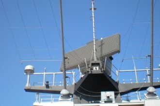 पहली-बार-स्पेन-के-बाहर-चालू-हुआ-लांजा-एन-रडार,-tasl-के-कर्नाटक-प्लांट-में-हो-रहा-निर्माण