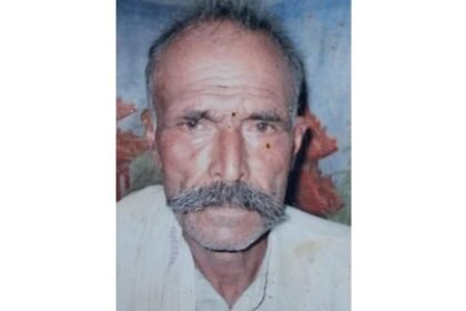 hathras:-खेत-में-पड़ा-मिला-किसान-का-लहूलुहान-शव,-धारदार-हथियार-से-हत्या,-खून-से-सना-मिला-वल्लम,-जांच-शुरू