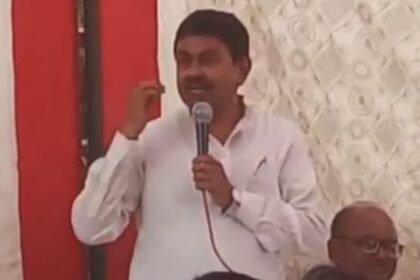 up:-स्वतंत्रदेव-सिंह-पर-अजय-मिश्र-टेनी-का-तंज,-बोले-सैकड़ों-गांव-डूबे,-फिर-भी-मंत्री-जी-को-नहीं-दिखी-बाढ़