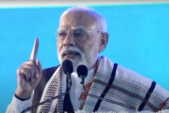 ‘मां-भारती-के-मुकुट-पर-सजा-रत्न-है-मणिपुर’,-इंफाल-में-बोले-पीएम-मोदी;-जानें-और-क्या-कहा?