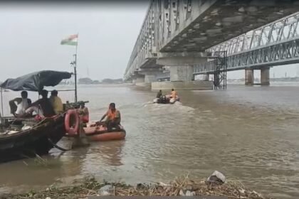 गंगा-नहाने-आया-युवक-मां-बहन-के-सामने-डूबा,-हाथीदह-में-तीन-साल-के-अंदर-तीन-दर्जन-मौतें
