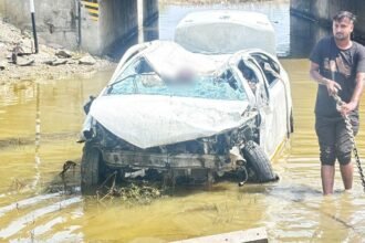 जयपुर-में-बड़ा-सड़क-हादसा,-रिंग-रोड-से-नीचे-गिरी-बेकाबू-कार,-दो-परिवार-के-7-लोगों-की-मौत