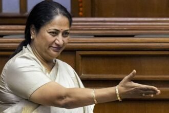 शीश-महल-‘सफेद-हाथी’-जैसा,-इस-पर-‘बर्बाद’-हुआ-पैसा-दिल्ली-के-खजाने-में-लाया-जाएगा-वापस,-सीएम-गुप्ता-का-बड़ा-ऐलान