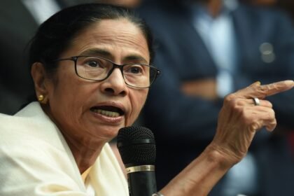 ‘जब-मैं-ट्रीटमेंट-लेने-आऊंगी-तो-भी-एक-ही-रुपया-देना-पड़ेगा’,-अस्पताल-के-उद्घाटन-पर-बोलीं-सीएम-ममता