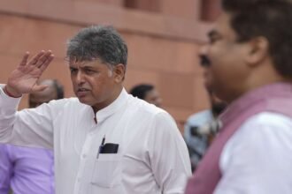 मनीष-तिवारी-ने-genz-और-nepo-kids-पर-ऐसा-क्या-कहा?-बीजेपी-ने-राहुल-गांधी-से-जोड़-दिया