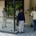 up:-कानून-का-डर-और-न-नियमों-की-परवाह…बिल्डर-ने-तोड़-दी-तीन-फ्लैटों-की-सील,-खरीदार-भी-फंस-गए