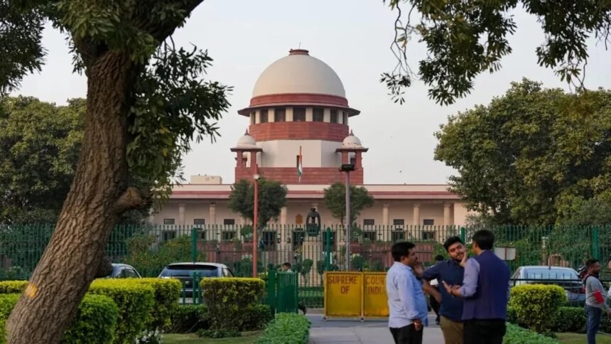 सुप्रीम-कोर्ट-ने-दिल्ली-ncr-में-ग्रीन-पटाखे-बनाने-की-दी-इजाजत,-एक-शर्त-भी-लगाई
