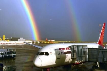 एयर-इंडिया-के-विमान-की-बर्मिंघम-में-इमरजेंसी-लैंडिंग,-अमृतसर-से-uk-के-लिए-भरी-थी-उड़ान;-जानें-पूरा-मामला